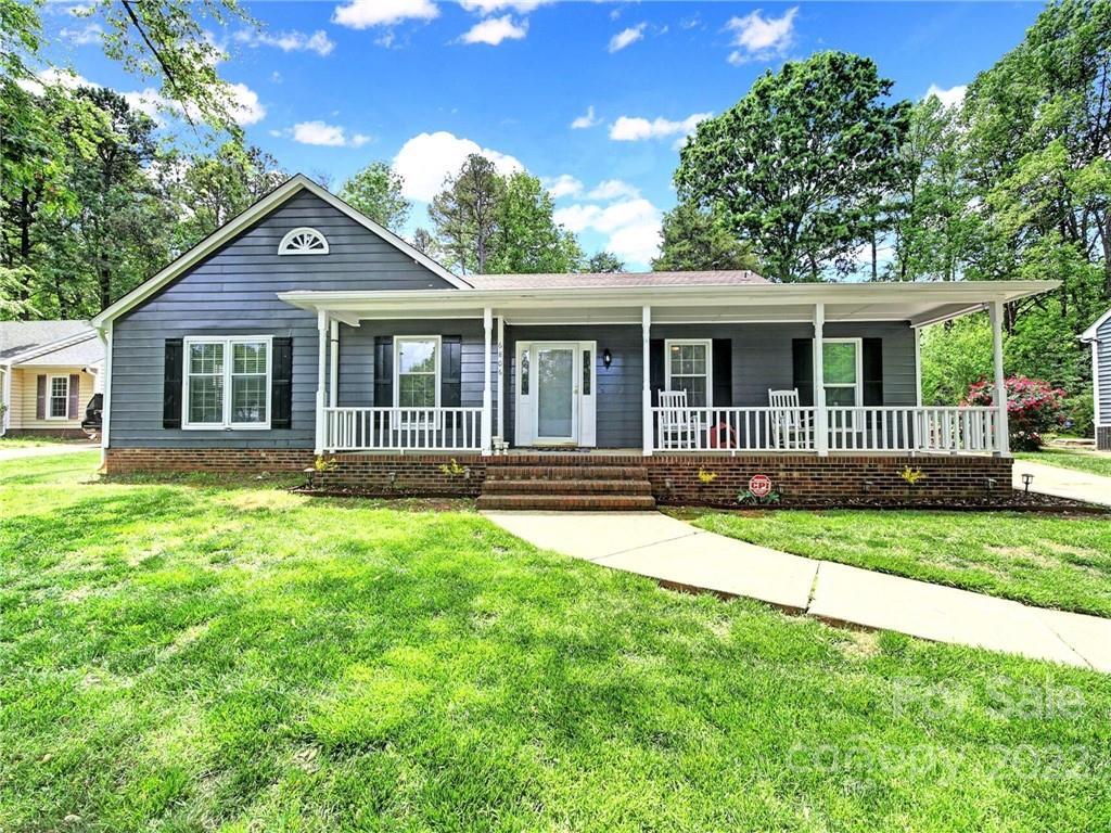 6806 San Luis Ln., Charlotte, NC 28227