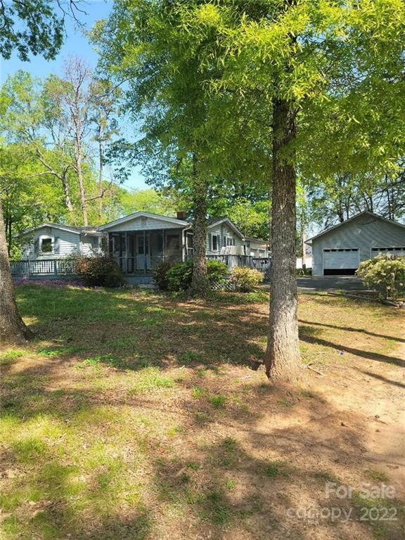 1008 & 1010 Helms Rd., Charlotte, NC 28214