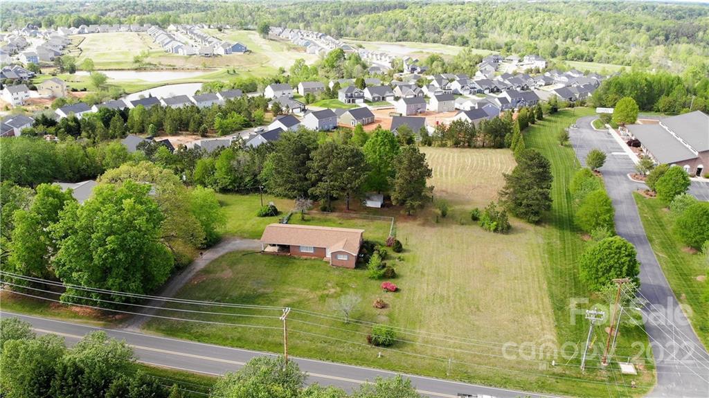 2599 Amity Hill Rd., Statesville, NC 28677