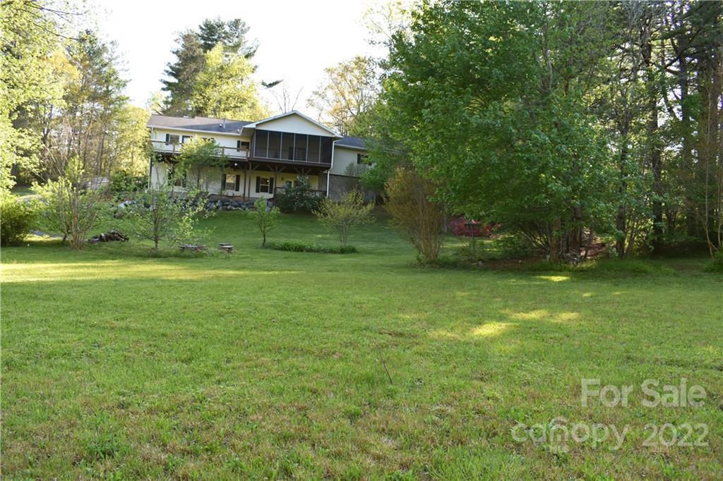 62 Bittersweet Ln., Asheville, NC 28805