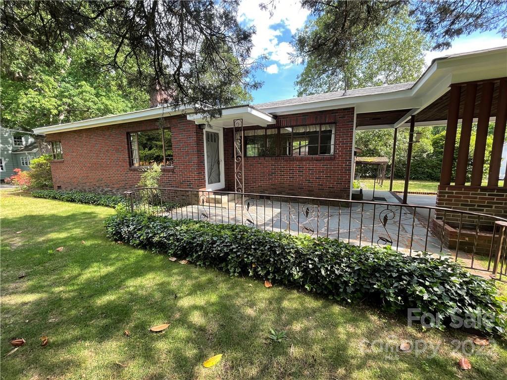 1102 13th St., Kannapolis, NC 28083
