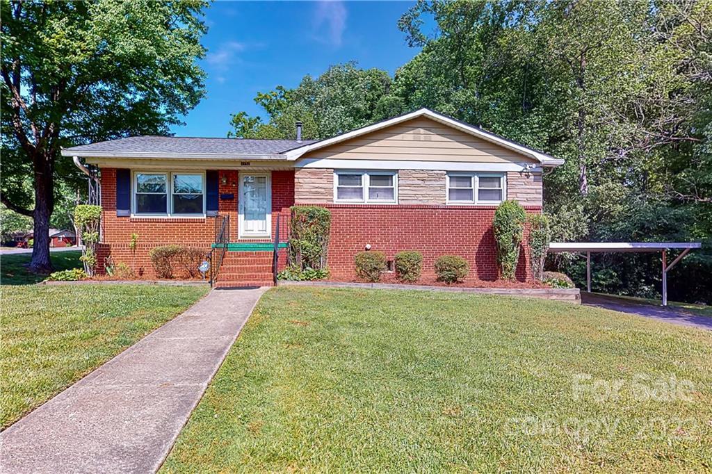1152 Ranch Rd., Charlotte, NC 28208