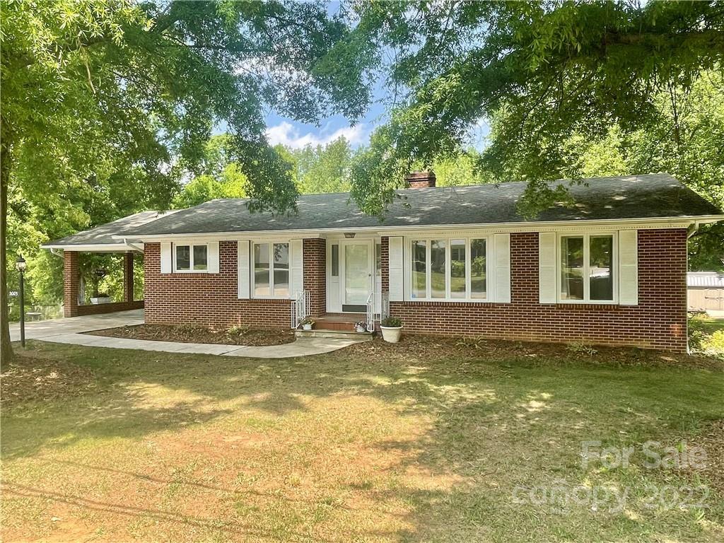 2005 Fairfax St., Kannapolis, NC 28083