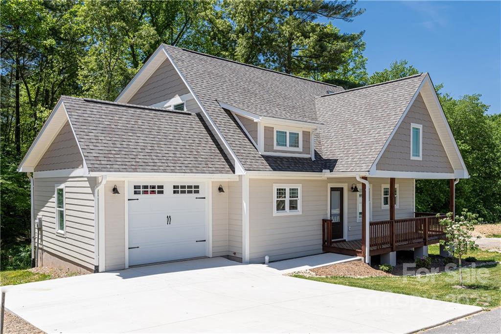 55 Greenwood Fields Dr., Asheville, NC 28804