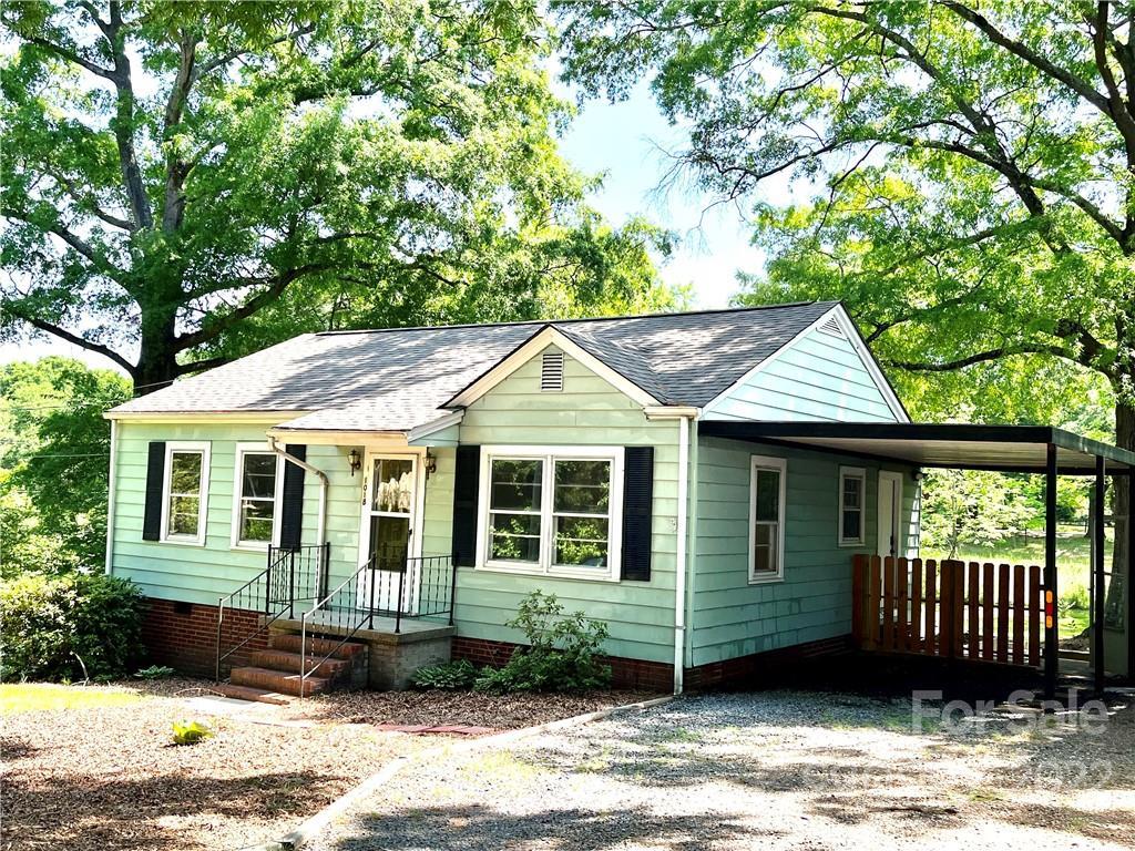 1018 Long St., Albemarle, NC 28001