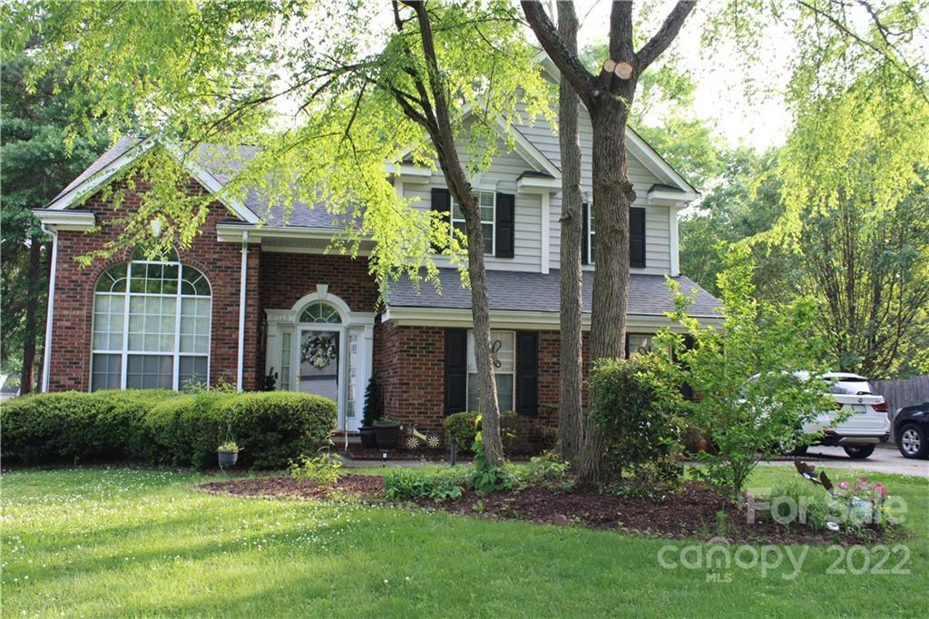 8713 Coachwood Ct., Charlotte, NC 28216