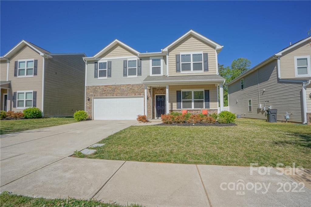 9302 Magnolia Lily Ave., Charlotte, NC 28227