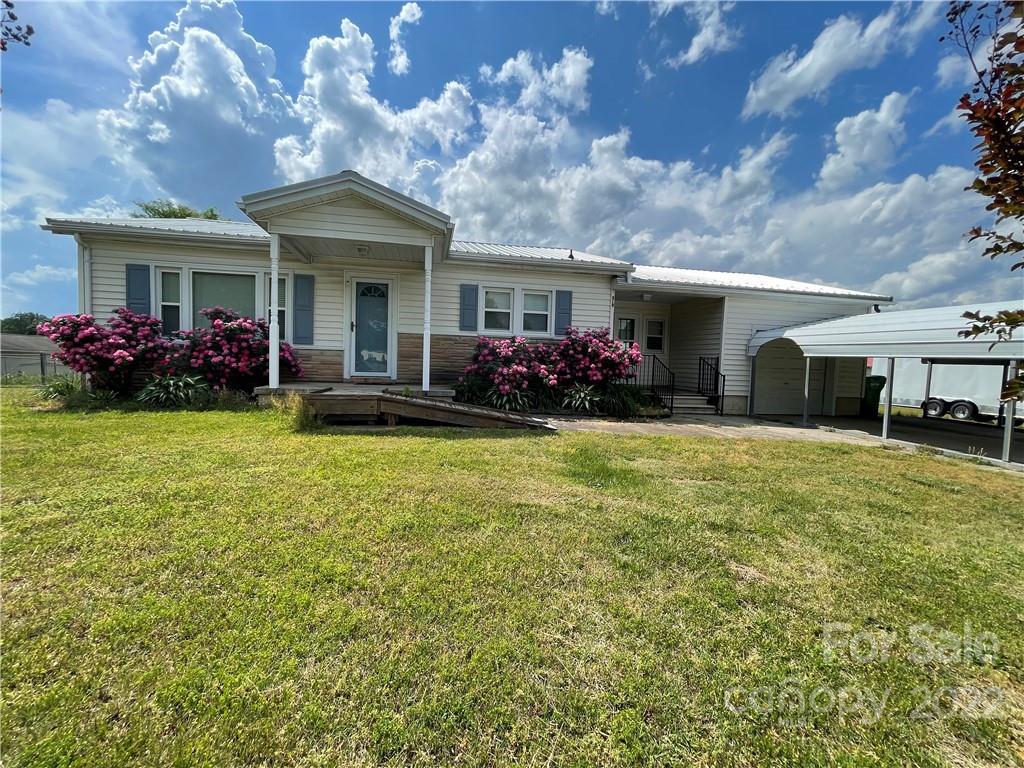 319 Gaddy St., Kannapolis, NC 28081