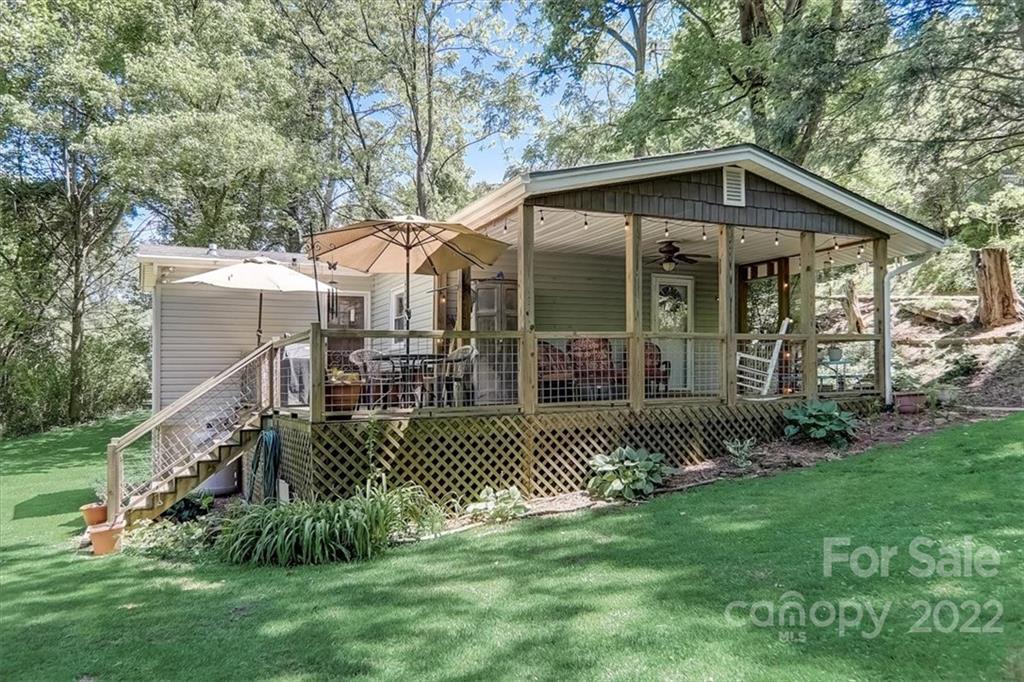 531 Bailey Rd., Asheville, NC 28806