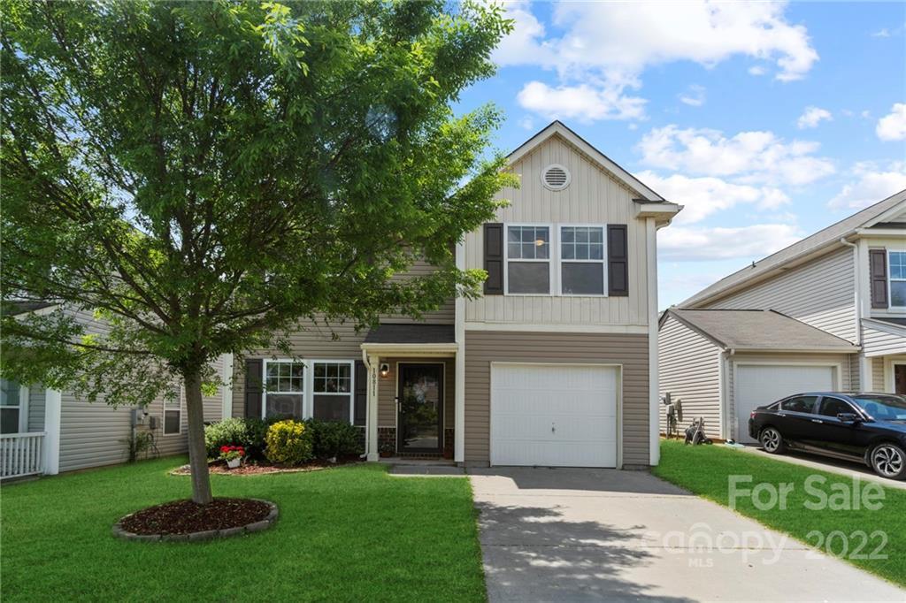 10811 Derryrush Dr., Charlotte, NC 28213