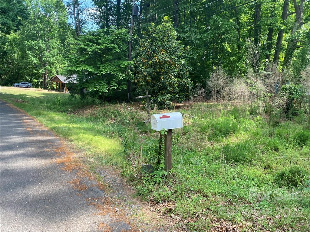 8733 W Dixie Dr., Charlotte, NC 28278