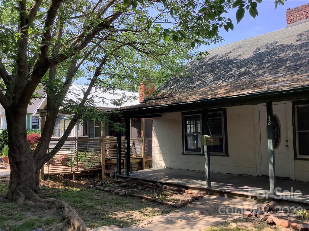 42 Forsythe St., Asheville, NC 28801