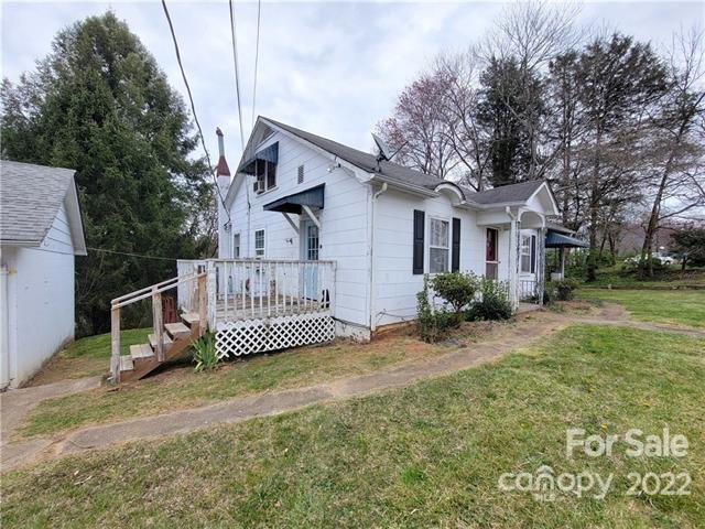 412 Woodhaven St., Lenoir, NC 28645
