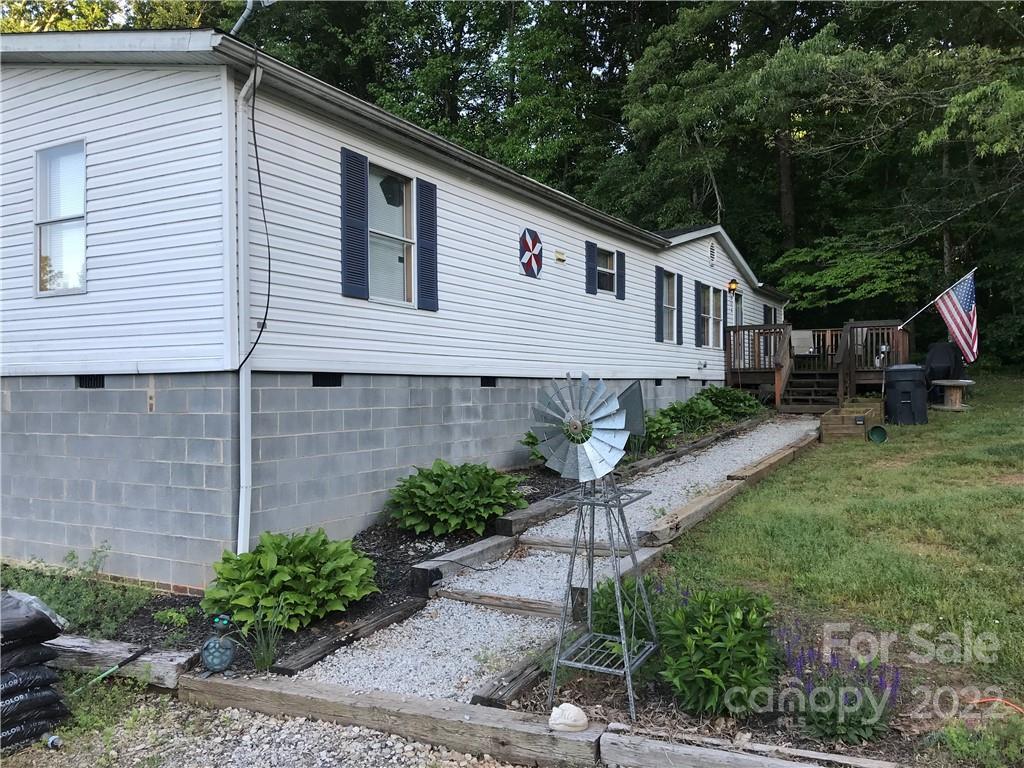 248 Friendship Rd., Statesville, NC 28625