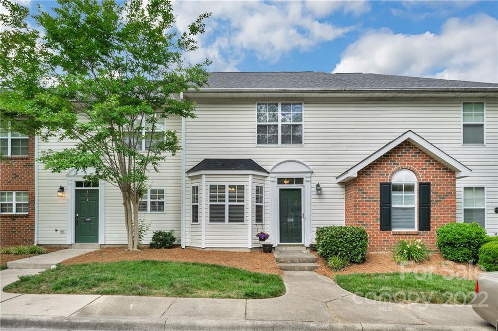 3712 Melrose Cottage Dr., Matthews, NC 28105