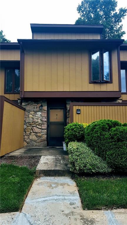 142 Colony Dr., Arden, NC 28704