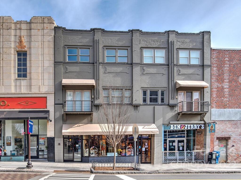 21 Haywood St. #2D, Asheville, NC 28801