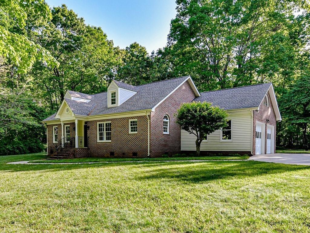 8628 Landsford Rd., Monroe, NC 28112