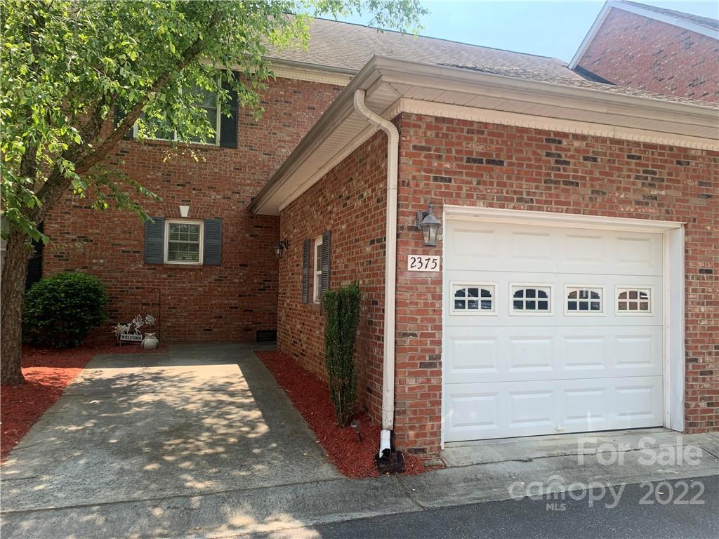 2375 Madeline Meadow Dr., Charlotte, NC 28217