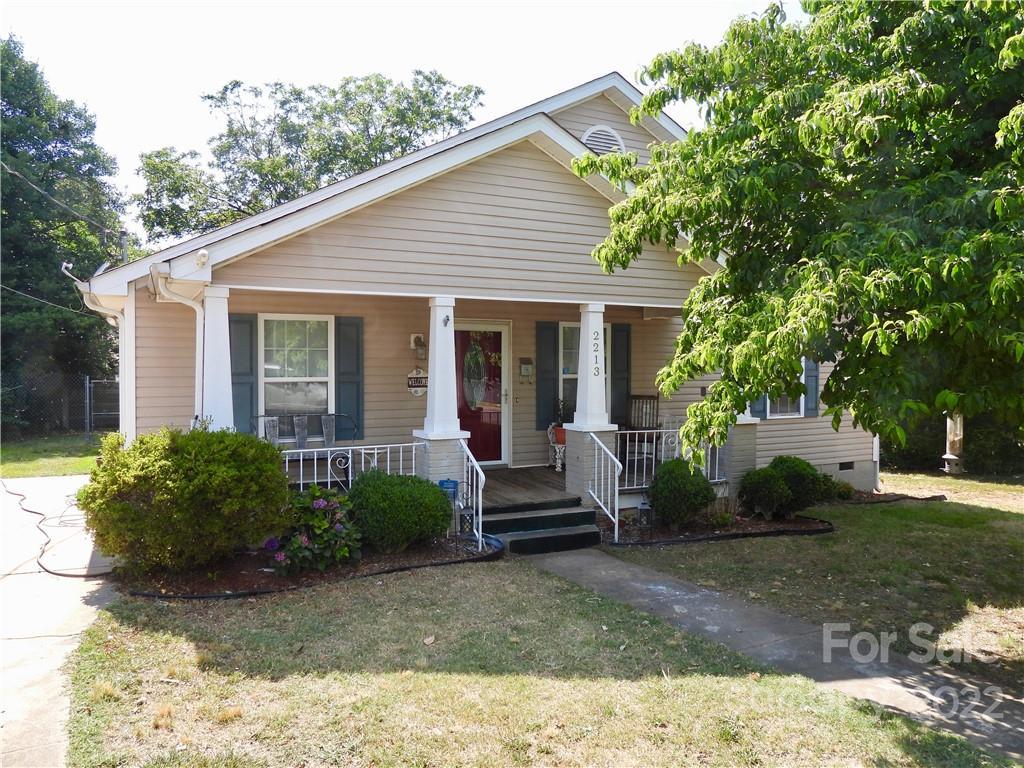 2213 Summit Ave., Kannapolis, NC 28081