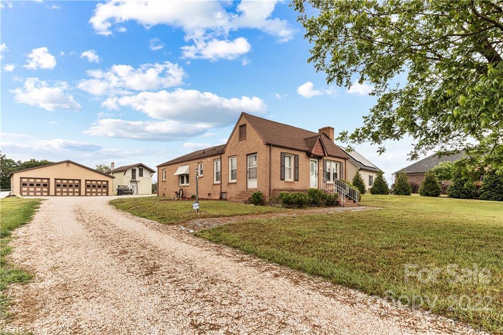 1780 Enochville Ave., China Grove, NC 28023