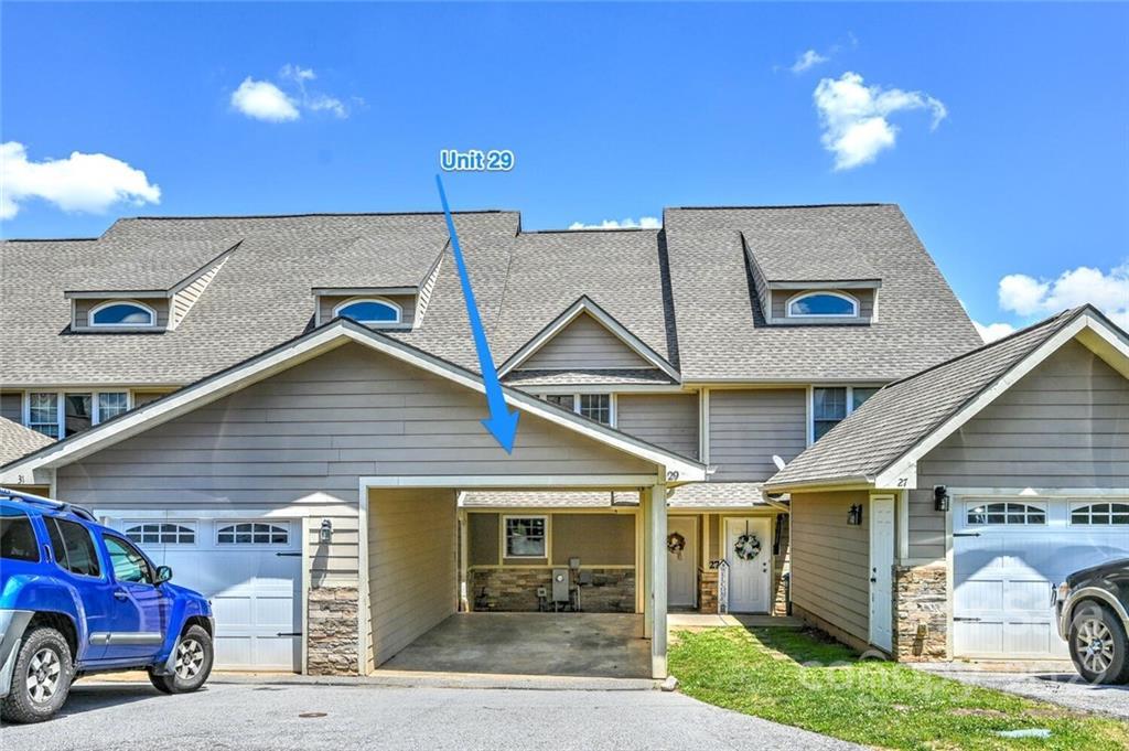 29 Rotunda Cir., Asheville, NC 28806