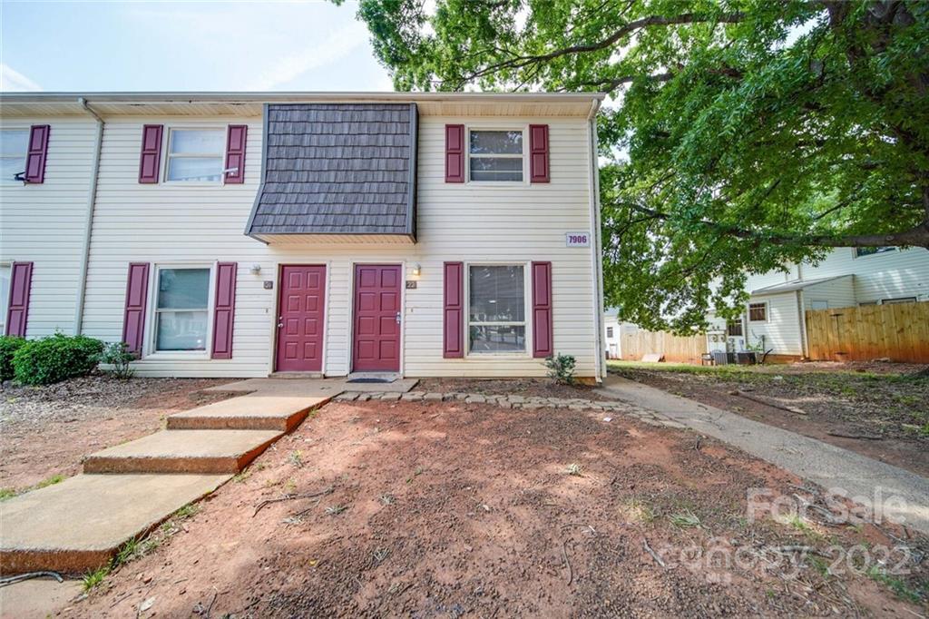 7906 Oak Meadow Ct., Charlotte, NC 28210