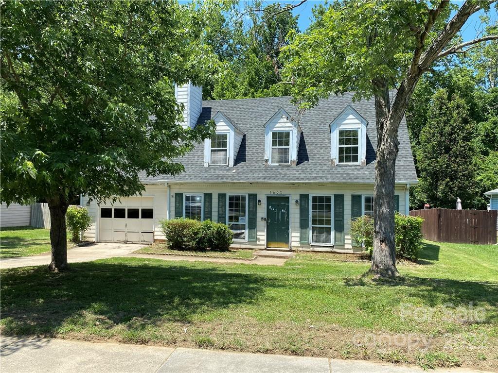 5607 Southminster Ln., Charlotte, NC 28216
