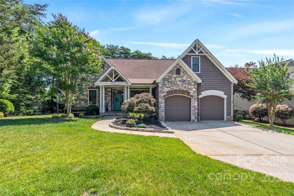 2358 Nautical Ct., Denver, NC 28037