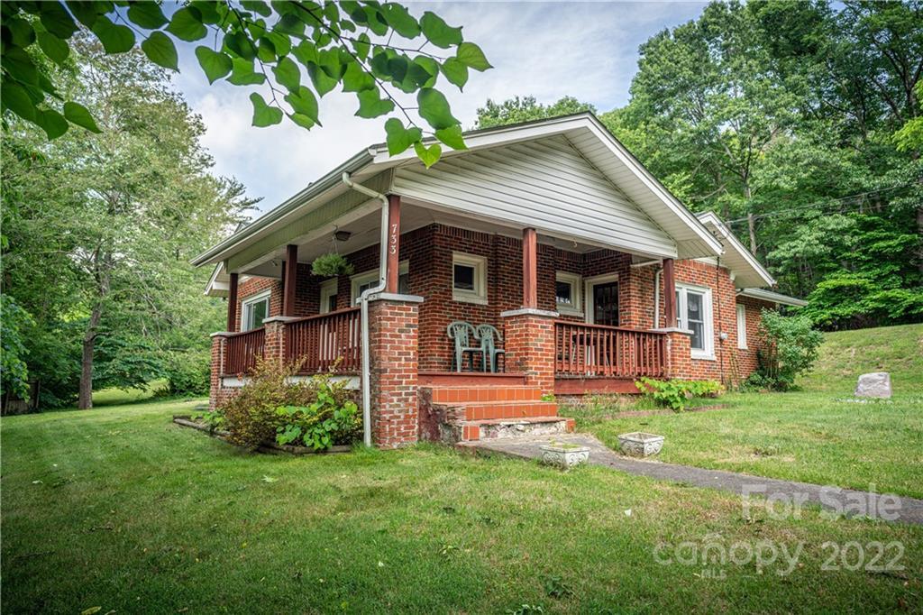 733 New Leicester Hwy., Asheville, NC 28806
