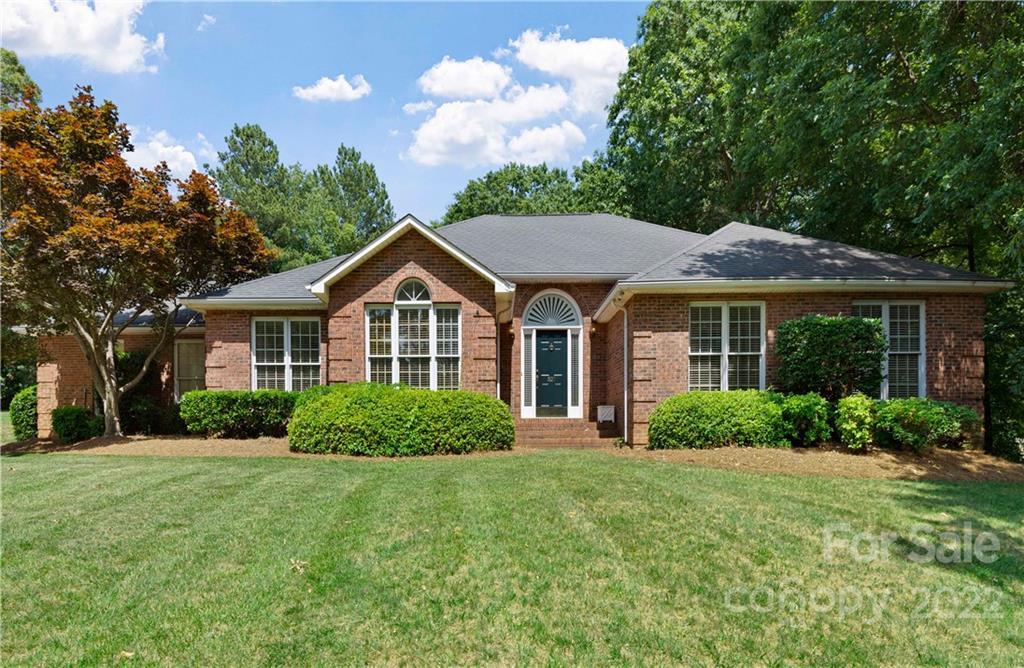 528 Torrence Dr., Gastonia, NC 28054