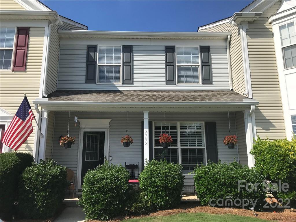 2758 Thornbush Ct., Charlotte, NC 28270