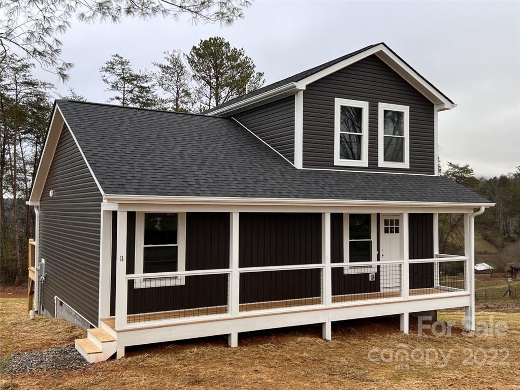 11 Douglas Dr., Leicester, NC 28748