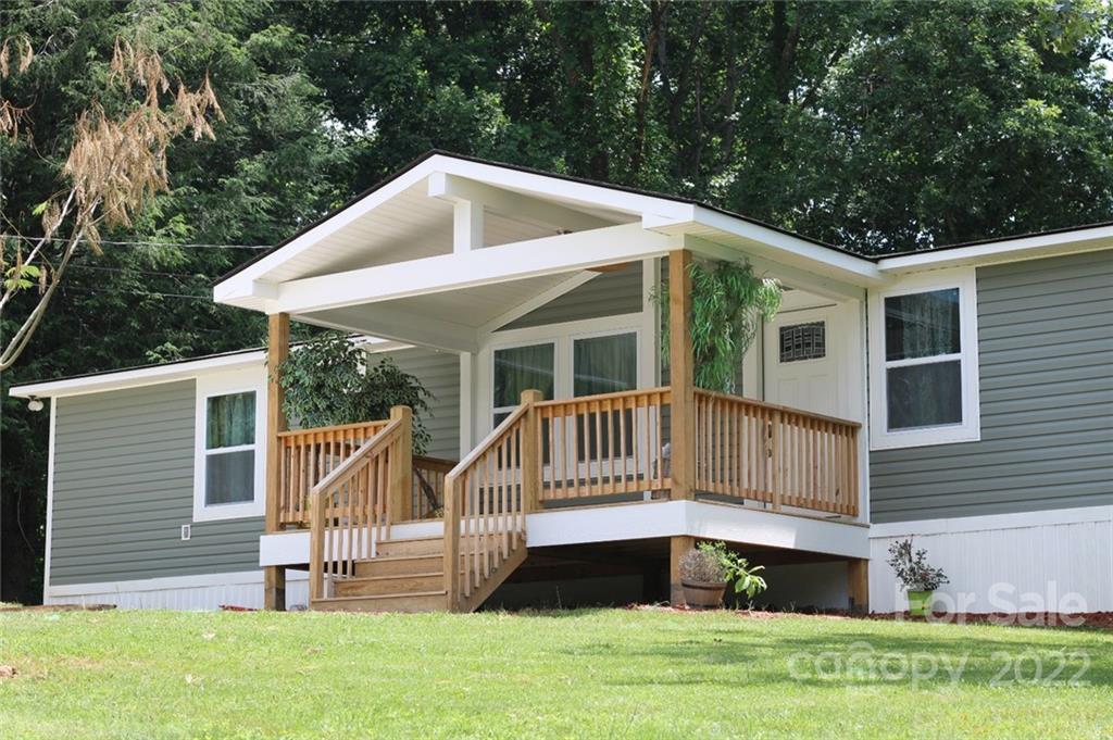 75 Glenview Rd., Arden, NC 28704