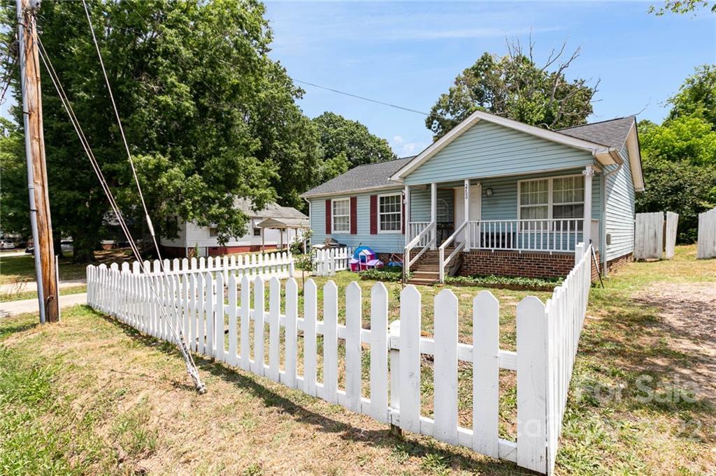 2200 Brookside Ave., Kannapolis, NC 28081