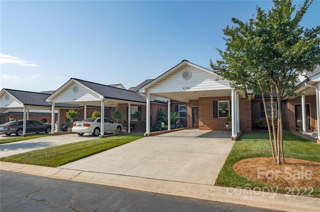 6230 Orchid Ct., Denver, NC 28037