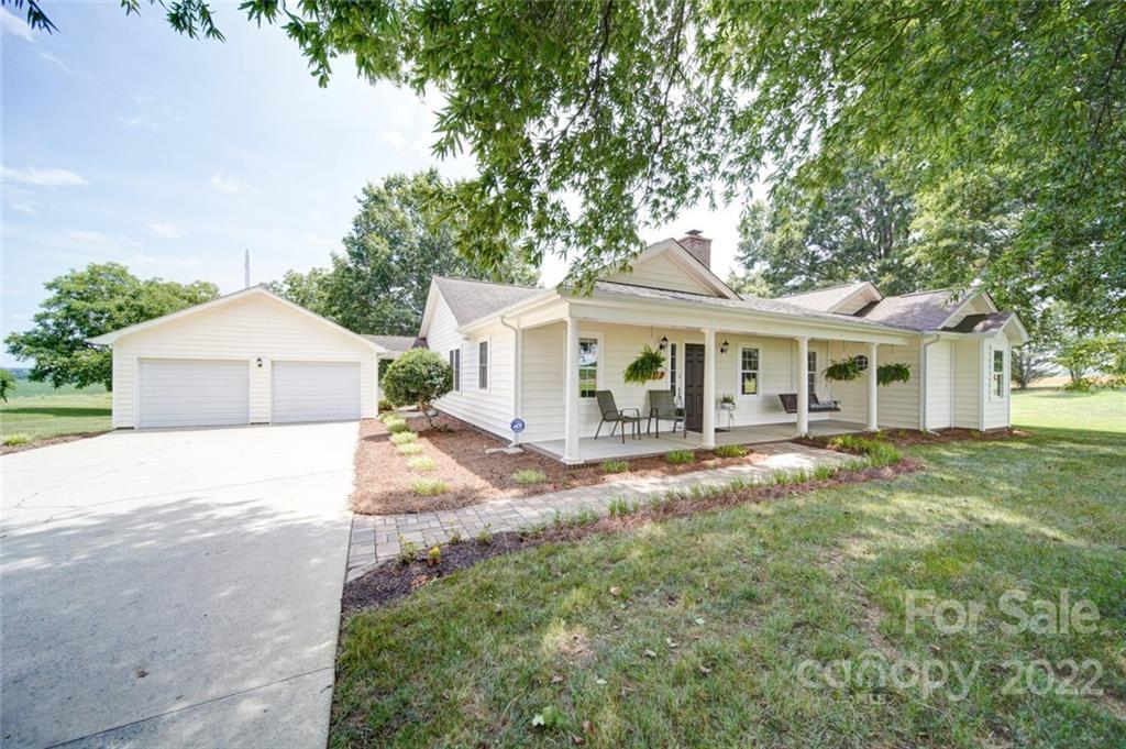 10623 Landsford Rd., Monroe, NC 28112