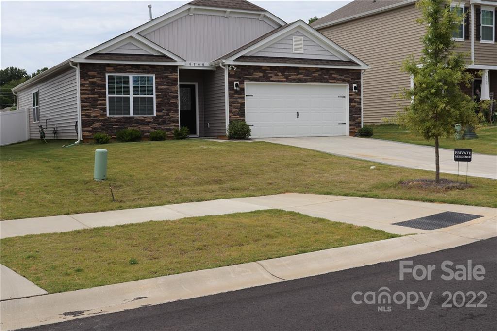 6708 Pennyroyal Way, Charlotte, NC 28216