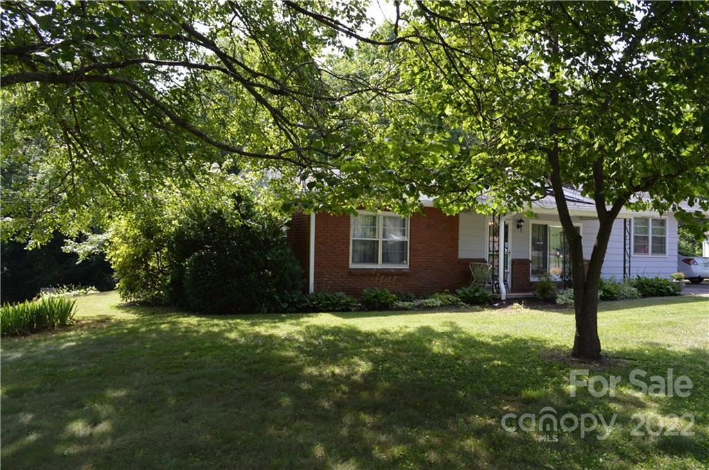 26 Milksick Cove, Candler, NC 28715