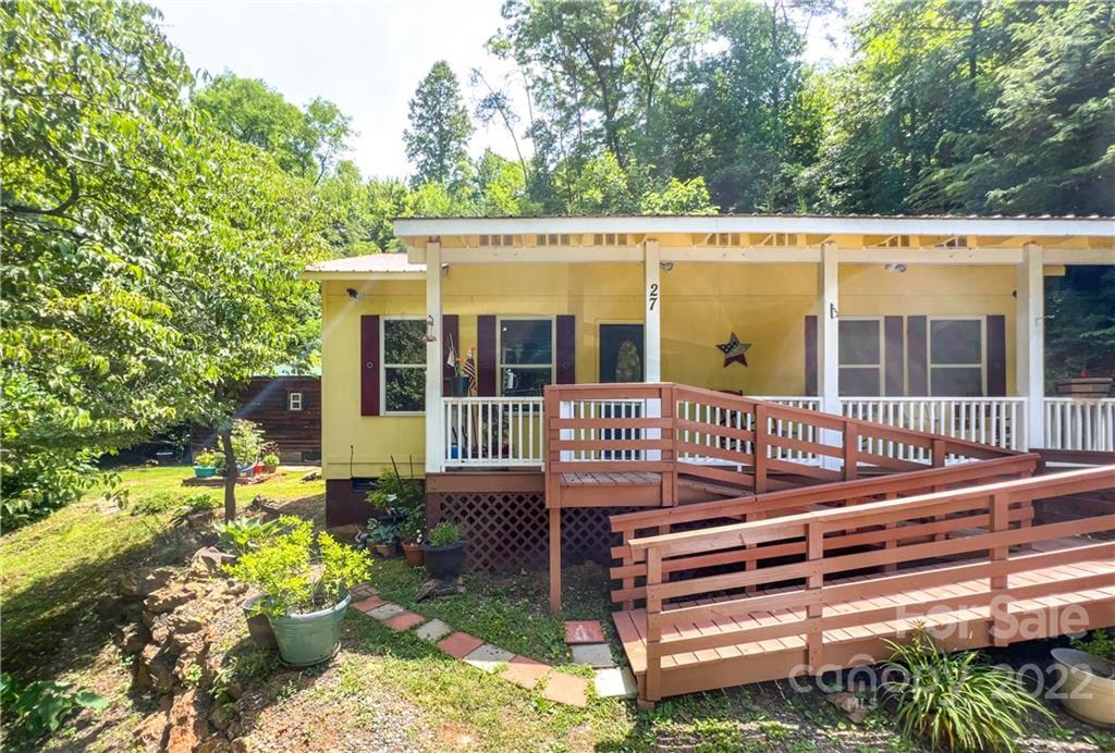 27 Egret Ln., Sylva, NC 28779