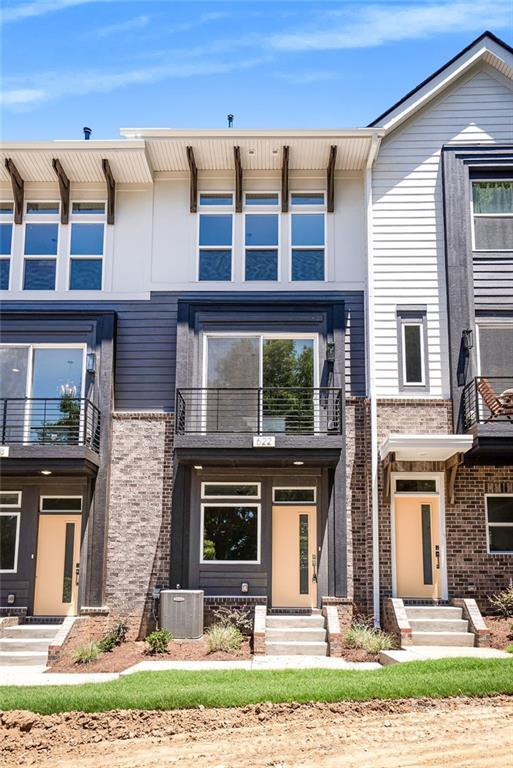 622 West End Dr., Charlotte, NC 28208