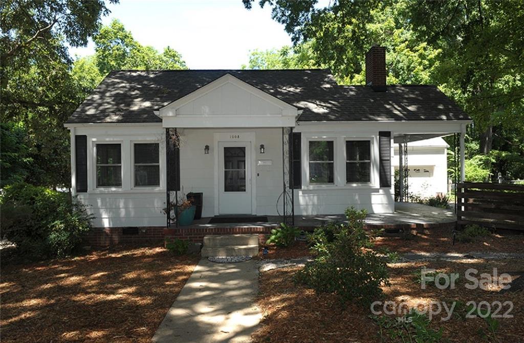 1008 S Franklin St., China Grove, NC 28023