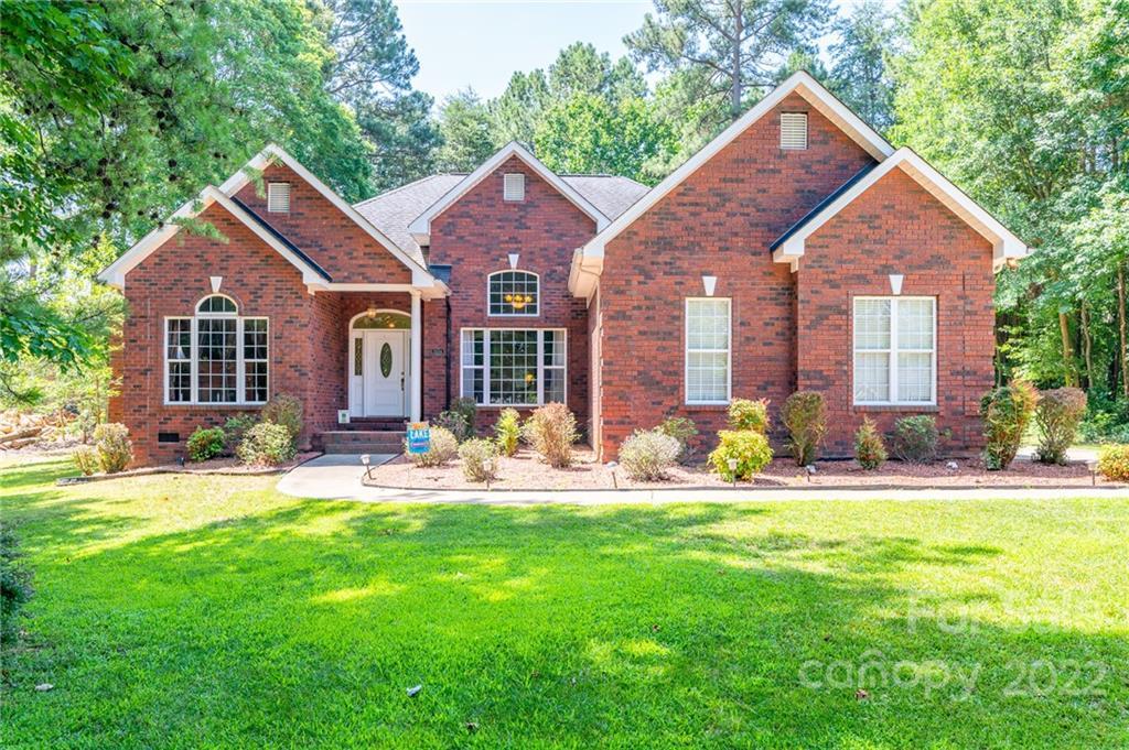 2518 Wellesbourne Ln., Sherrills Ford, NC 28673