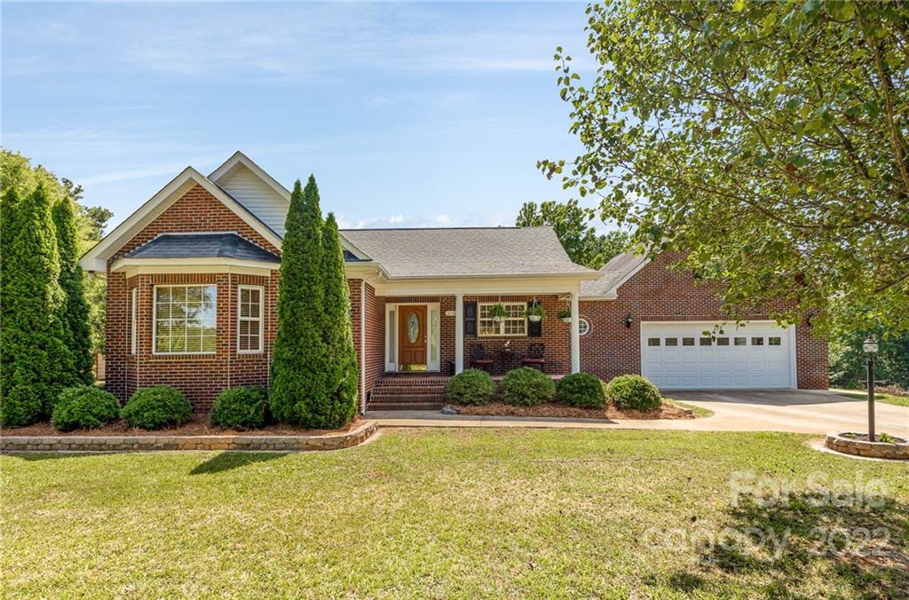 8215 Providence Rd., Waxhaw, NC 28173