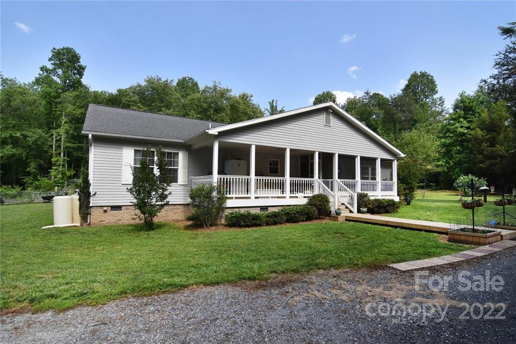 3181 Lindsay Meadows, Hickory, NC 28601