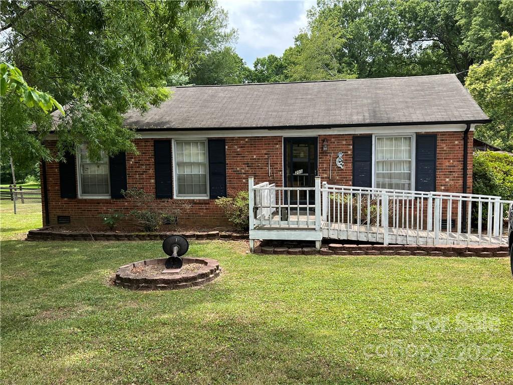 205 Watkins St., Huntersville, NC 28078