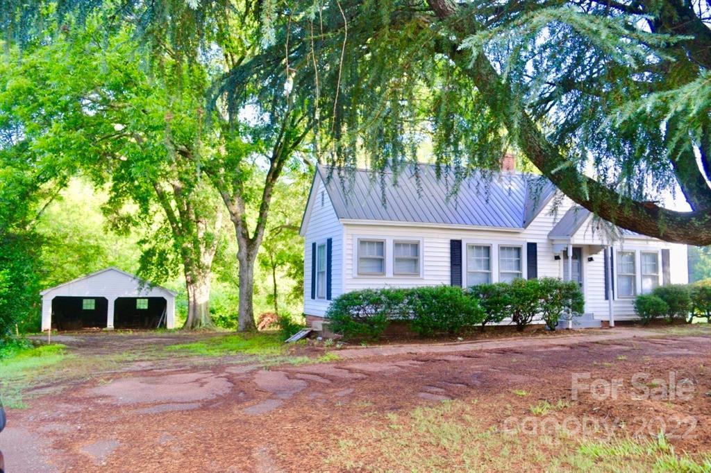 1832 Ellenboro Henrietta Rd., Ellenboro, NC 28040