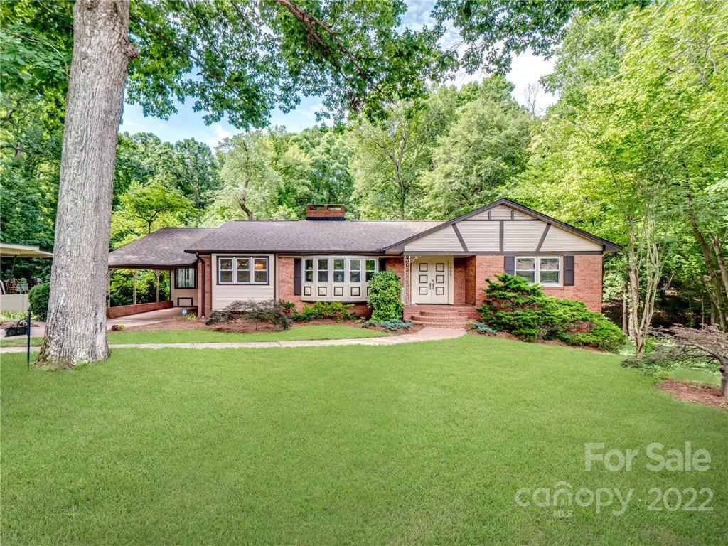 1005 W Sumter St., Shelby, NC 28150