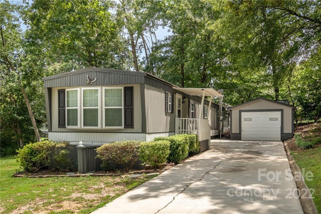 2514 Joyce St., Kannapolis, NC 28083