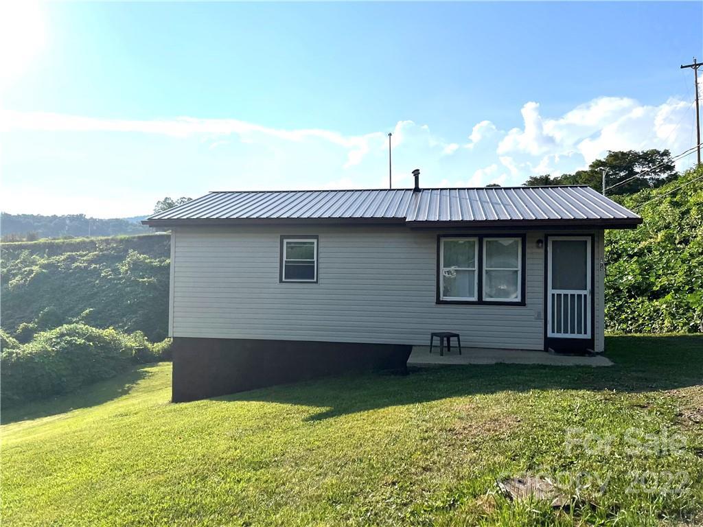 174 Hilltop Dr., Sylva, NC 28779
